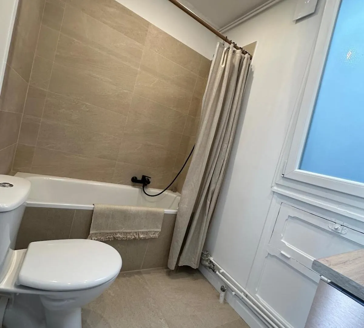 Appartement Eiffel Tower View Arc Triomphe Champs Elysees Area Paris France